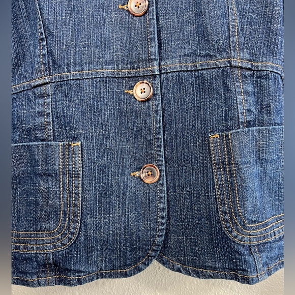 Ann Taylor Loft Button Front Denim Jacket Size 8 - Picture 2 of 12